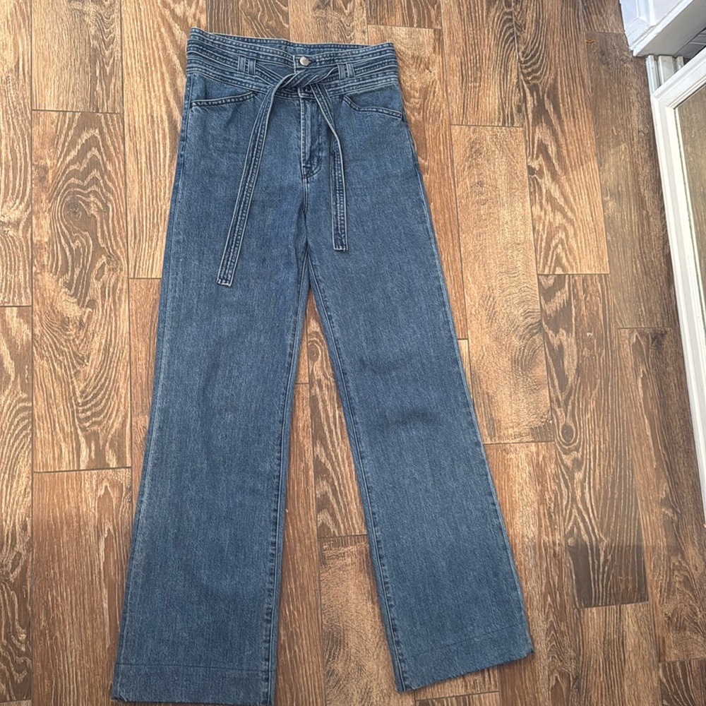CLOSET CLOSING DOWN SALE J Brand sukey jeans